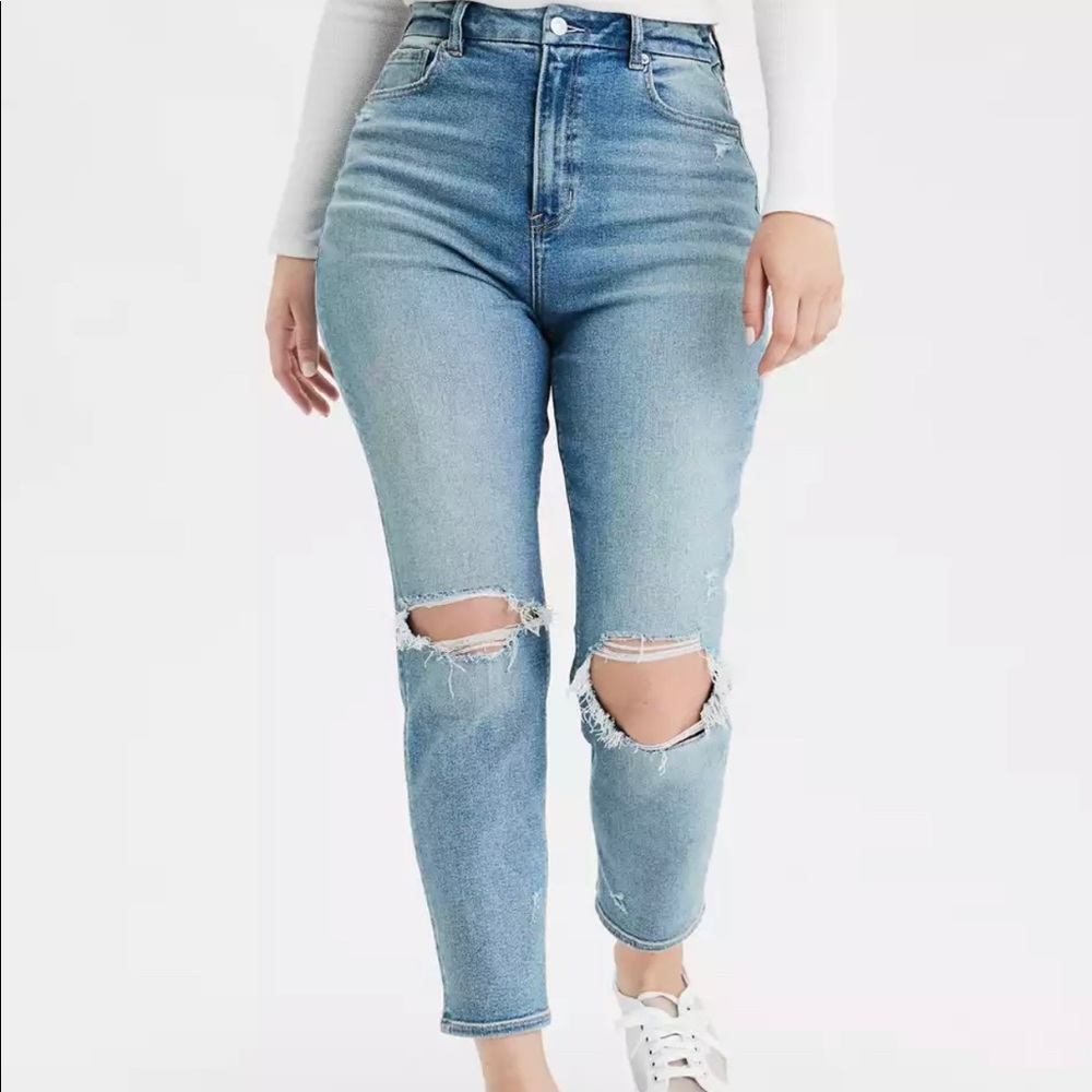 AE Stretch Ripped Curvy Mom Jean, 6 Short